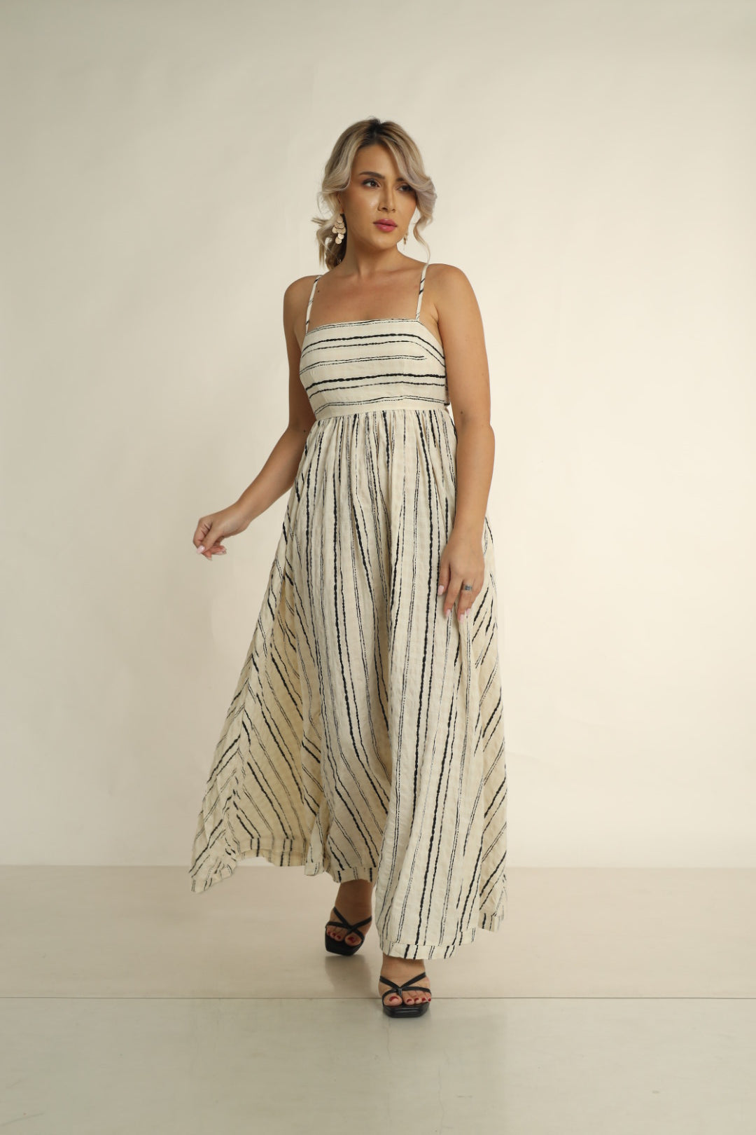 SUNDOWN SERINITY MAXI DRESS-BACK CUTOUT MAXI DRESS BLACK BEIGE STRIPE